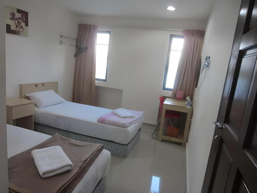 Oyo 89717 Budget Star Hotel Kuala Lumpur Exterior foto
